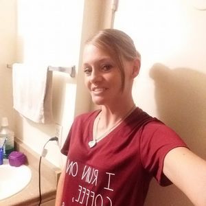 Meet your Posher, Desiree